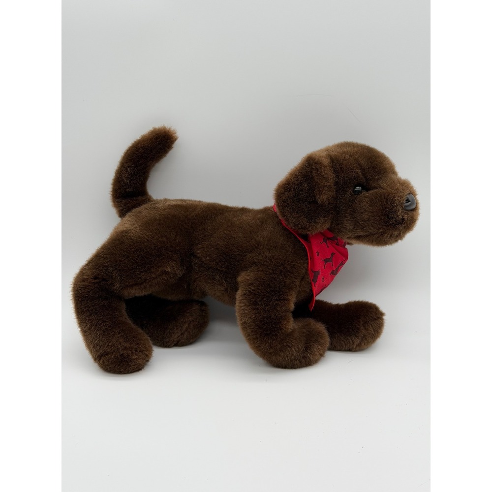 The Black Dog Tavern Co Chocolate Lab Plush Dog Red Bandana Marthas Vineyard 13"